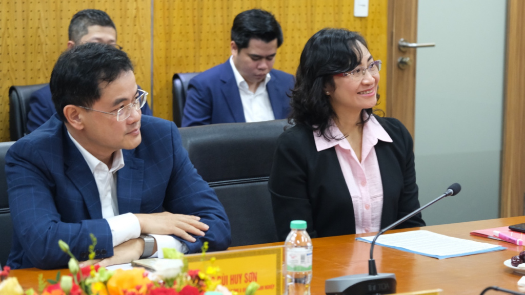 Tin ban giao SCIC.jpg