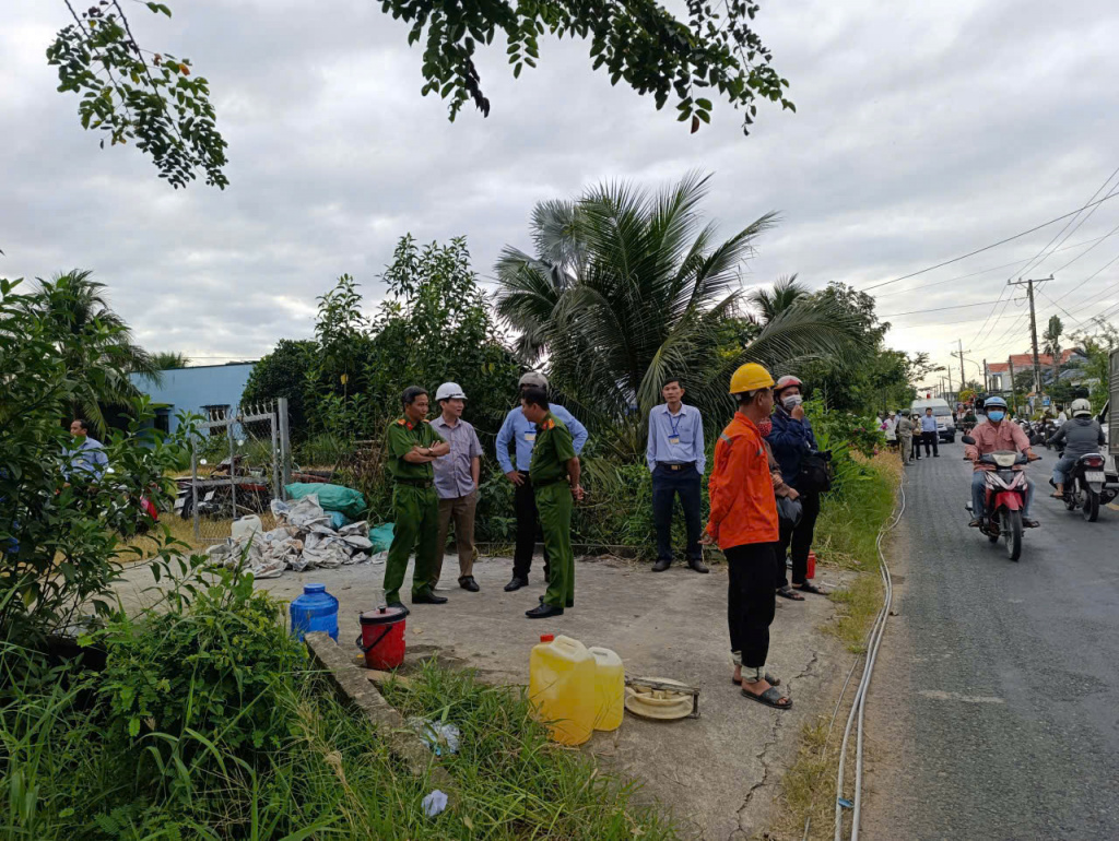 z7335386358411_5247890ae2b72f64ed7ea3b229196d76.jpg z7335386358411_5247890ae2b72f64ed7ea3b229196d76.jpg